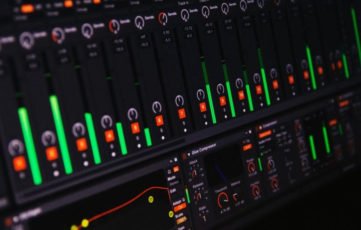 beat pitches with different volumes.
